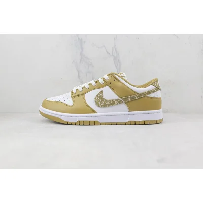 Nike Dunk Low "Yellow Paisley" фото № 2