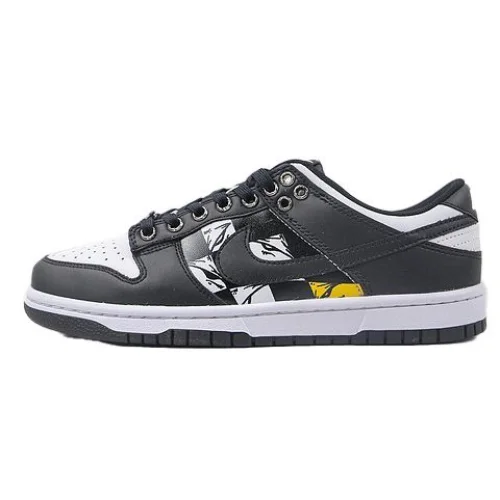 Nike SB Dunk Low Retro "Black/White/Red"