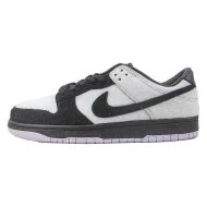 Nike SB Dunk Low Nike SB Dunk Low