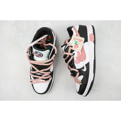 Nike Dunk Low "Roses" фото № 7 Nike Dunk Low "Roses" фото № 7