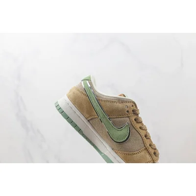 Otomo Katsuhiro x Nike SB Dunk Low "Steamboy OST/Beige/Brown" фото № 3