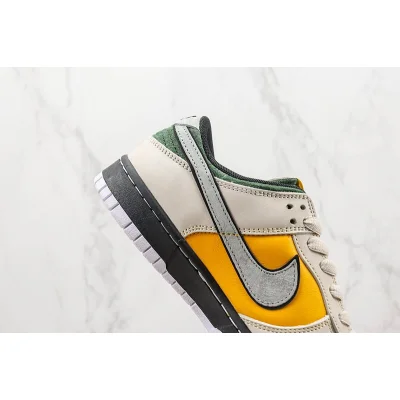 NBA Kobe Bryant x Nike SB Dunk Low "Cream/Yellow" фото № 3