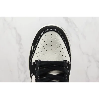 Nike SB Dunk Low "Black Bat" фото № 3 Nike SB Dunk Low "Black Bat" фото № 3