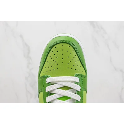 Nike Dunk Low "Chlorophyll" фото № 4