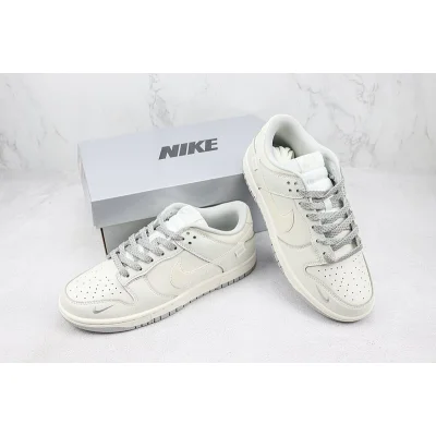 Nike Dunk Low "Light Bone" фото № 7 Nike Dunk Low "Light Bone" фото № 7