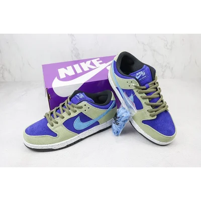 Nike Dunk Low "Celadon" фото № 7 Nike Dunk Low "Celadon" фото № 7