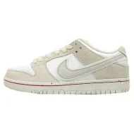 Nike SB Dunk Low Nike SB Dunk Low