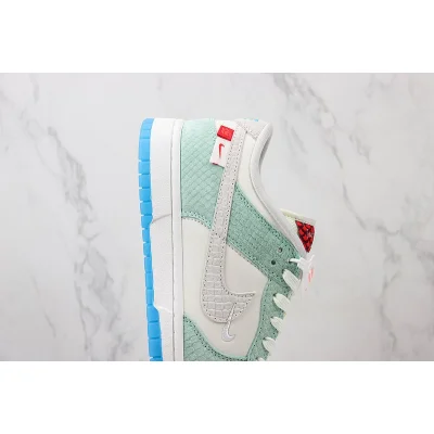 Nike Dunk Low "Year of the Dragon/Green" фото № 3