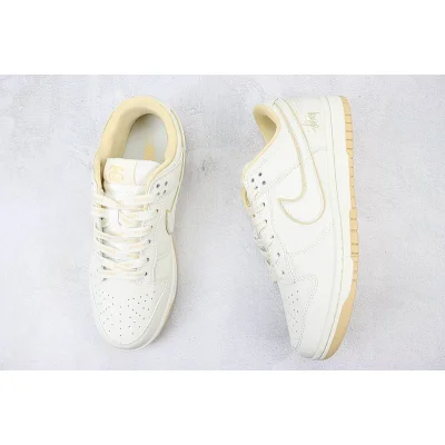 Stussy x Nike Dunk Low "Pearl White/Light Beige" фото № 6