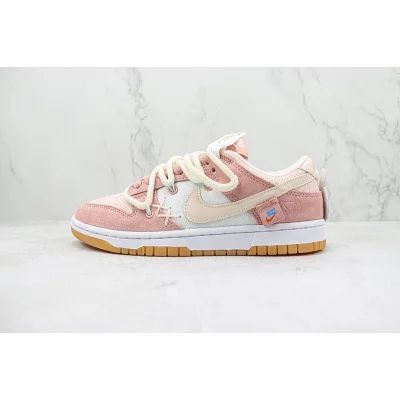 Nike Dunk Low SE "Teddy Bear" фото № 2