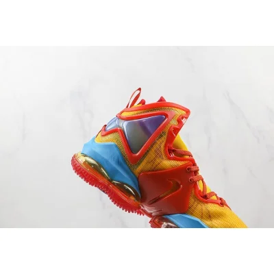 Space Jam x Nike LeBron 19 EP "Tune Squad" фото № 4