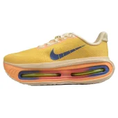 Nike Vomero Premium "Kumquat/Laser Orange"