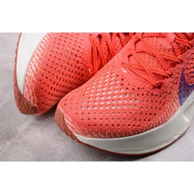 Nike ZoomX VaporFly Next 3 "University Red" фото № 7 Nike ZoomX VaporFly Next 3 "University Red" фото № 7