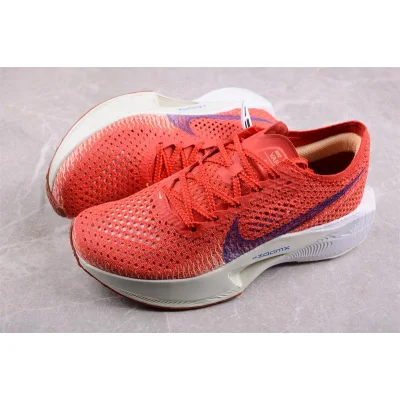 Nike ZoomX VaporFly Next 3 "University Red" фото № 6 Nike ZoomX VaporFly Next 3 "University Red" фото № 6