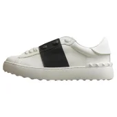 Valentino Rockstud Untitled "White/Black"
