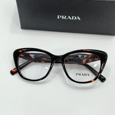 Оправа для очков Prada Cat Eye Form With Gold Logo In Triangle "Brown/Ginger" фото № 2 Оправа для очков Prada Cat Eye Form With Gold Logo In Triangle "Brown/Ginger" фото № 2