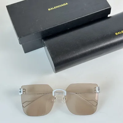 Солнцезащитные очки Balenciaga Large Lenses And Temples Decorated By Logo "Brown" фото № 2