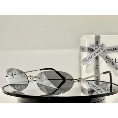 Солнцезащитные очки Balenciaga No Frame Thin Temples "Gray" фото № 2