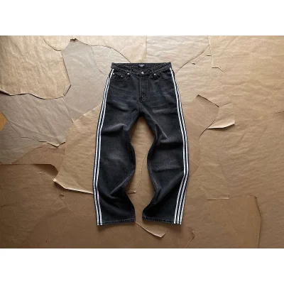 Джинсы Balenciaga X Adidas With White Stripes "Black" фото № 7 Джинсы Balenciaga X Adidas With White Stripes "Black" фото № 7