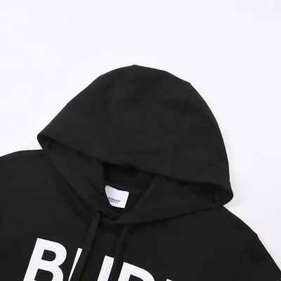 Худи Burberry Text On The Chest And Sleeve "Black" фото № 3 Худи Burberry Text On The Chest And Sleeve "Black" фото № 3