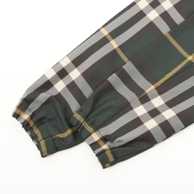 Ветровка Burberry Embroidery "Green" фото № 4 Ветровка Burberry Embroidery "Green" фото № 4