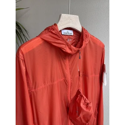 Ветровка Stone Island Lightweight With A Handbag "Scarlet/Orange" фото № 5