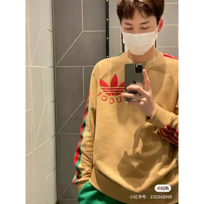 Лонгслив Gucci With The Adidas Logo "Beige" фото № 2 Лонгслив Gucci With The Adidas Logo "Beige" фото № 2