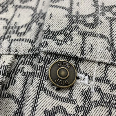 Джинсовая рубашка Christian Dior Monogram "Beige" фото № 6 Джинсовая рубашка Christian Dior Monogram "Beige" фото № 6