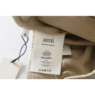 Шорты Amiri Train Easy "Beige" фото № 4 Шорты Amiri Train Easy "Beige" фото № 4