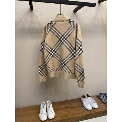 Свитшот Burberry Allsides Black And White Diagonal Lines Print "Brown" фото № 2
