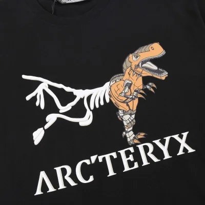 Футболка Arcteryx Dino Skeleton "Black" фото № 6