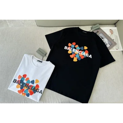 Футболка Balenciaga Heart Of Hearts "Black" фото № 2