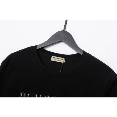 Футболка Burberry Checkered Lettering "Black" фото № 3