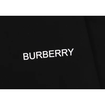 Футболка Burberry Capital Letter Logo "Black" фото № 4