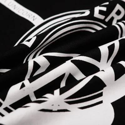 Футболка Burberry With Pegasus Print And Logo "Black" фото № 5