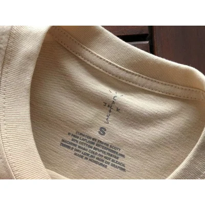 Футболка Cactus Jack Merch Smile And Logo Inscription "Beige" фото № 3 Футболка Cactus Jack Merch Smile And Logo Inscription "Beige" фото № 3