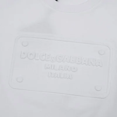 Футболка Dolce And Gabbana With An Embossed Logo "White" фото № 8 Футболка Dolce And Gabbana With An Embossed Logo "White" фото № 8