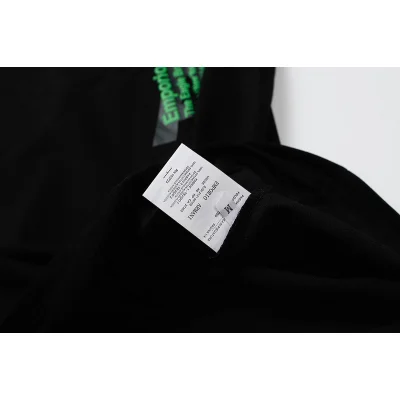 Футболка Emporio Armani With The Inscription And Letters EA "Black" фото № 5 Футболка Emporio Armani With The Inscription And Letters EA "Black" фото № 5