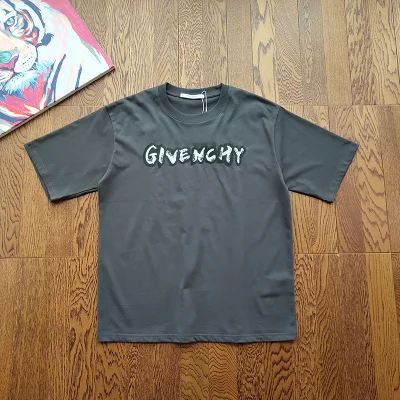 Футболка Givenchy Large Logo "Black" фото № 2 Футболка Givenchy Large Logo "Black" фото № 2