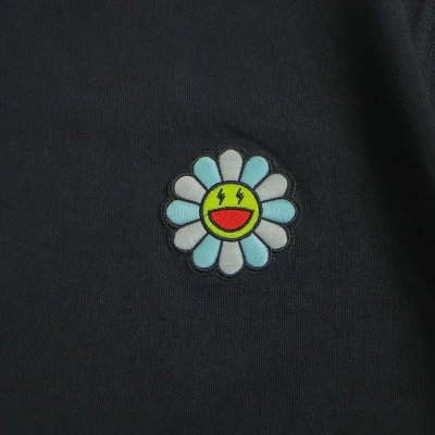 Футболка JBalvin Print Small Flower Applique Front "Black" фото № 6 Футболка JBalvin Print Small Flower Applique Front "Black" фото № 6