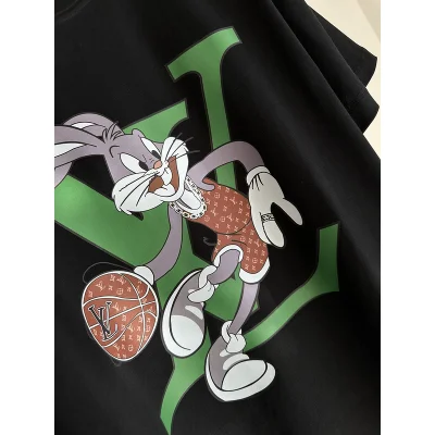 Футболка Louis Vuitton Bugs Bunny Basketball Player "Black" фото № 2 Футболка Louis Vuitton Bugs Bunny Basketball Player "Black" фото № 2