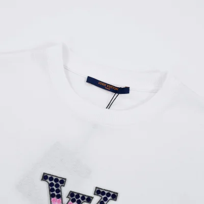 Футболка Louis Vuitton With A Big Rainbow Logo "White" фото № 3