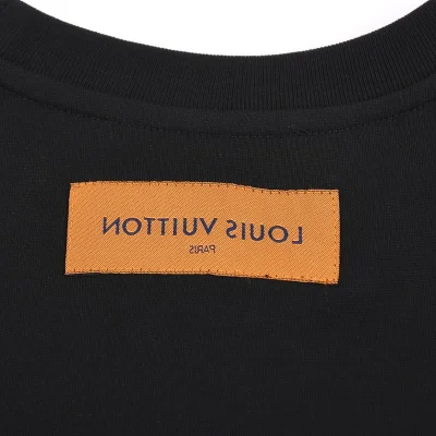 Футболка Louis Vuitton With Imitation Suspension And Lock "Black" фото № 6