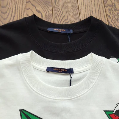 Футболка Louis Vuitton An Interesting Picture "White" фото № 4 Футболка Louis Vuitton An Interesting Picture "White" фото № 4