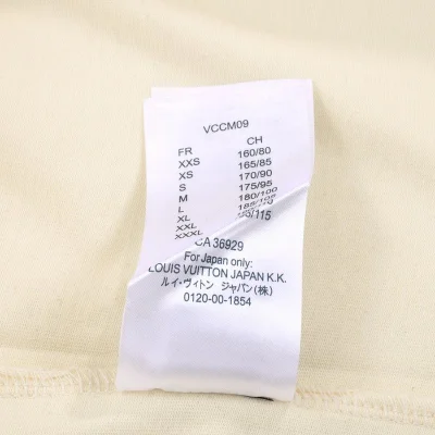 Футболка Louis Vuitton With A Symbolic Logo "Cream" фото № 8 Футболка Louis Vuitton With A Symbolic Logo "Cream" фото № 8