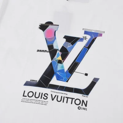 Футболка Louis Vuitton Comening Land Ban Thing "White" фото № 6