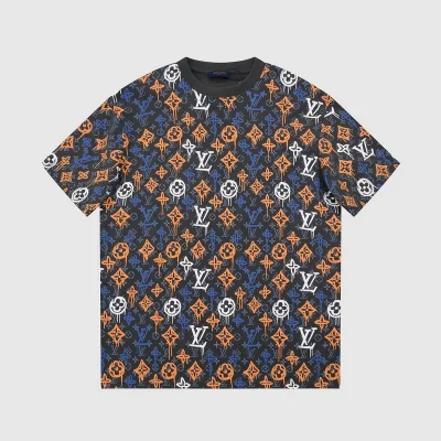 Футболка Louis Vuitton With Monogram Pattern "Gray/Orange" фото № 2 Футболка Louis Vuitton With Monogram Pattern "Gray/Orange" фото № 2