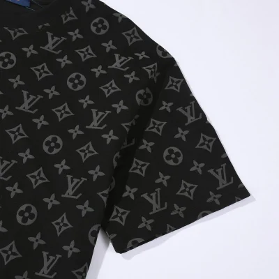 Футболка Louis Vuitton Print With Brand Logos "Black" фото № 2