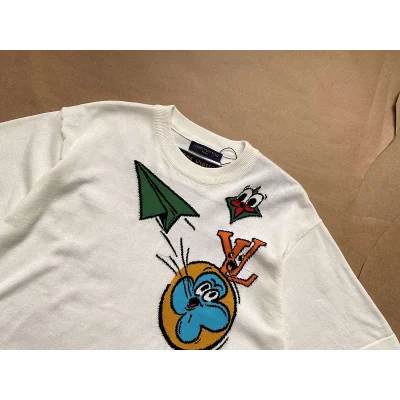 Футболка Louis Vuitton Green Paper Airplane "White" фото № 7 Футболка Louis Vuitton Green Paper Airplane "White" фото № 7