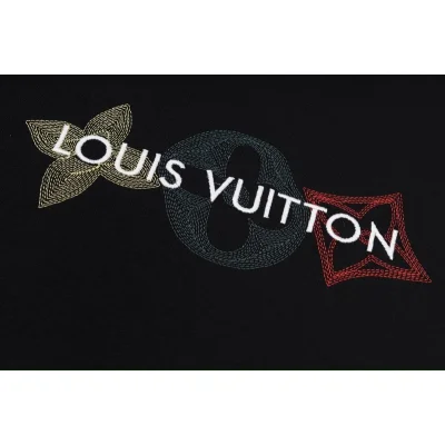 Футболка Louis Vuitton Three Emblems In Row "Black" фото № 8